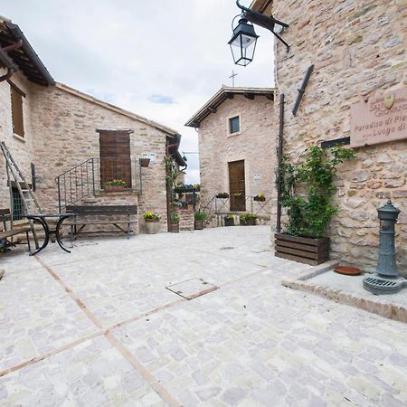 La scuola del castello località San Giovanni Spello San Giovanni (Perugia) Exterior foto